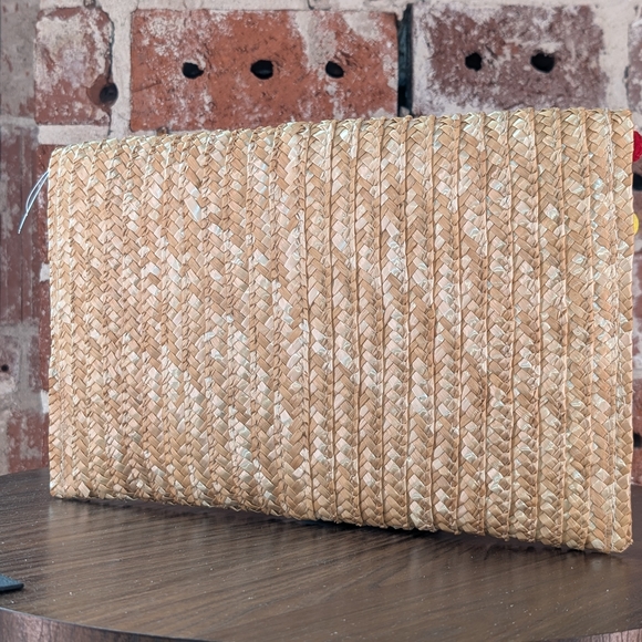 Woven Straw Pom Pom Clutch Bag Boho Summer - Picture 3 of 4